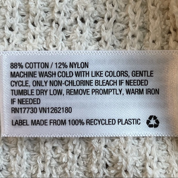 A new day XS Cream Knit Tank V-Neck NWT - Picture 7 of 8